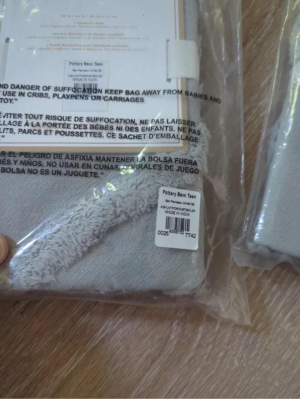 Pottery Barn Teen Ashlyn Tufted 2 STANDARD Sham Tassels Light Gray NEW